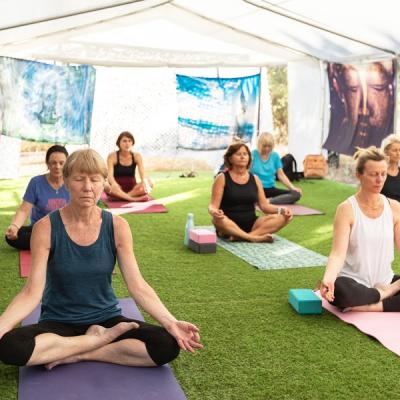 Yoga Tente 2022